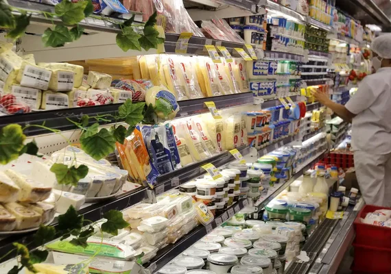 Prévia de 0,20% faz inflação oficial voltar para meta do governo