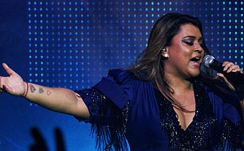 Cantora Preta Gil cancela show e é hospitalizada em Belém