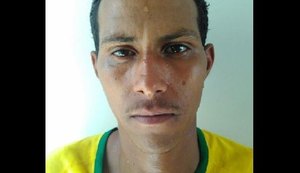 Dupla é presa suspeita de roubar motocicleta em Murici