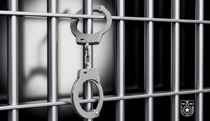 PM prende suspeito de descumprir medida protetiva e esfaquear ex-companheira em Arapiraca