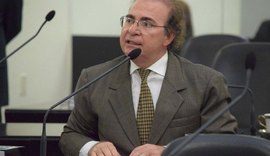 Olavo Calheiros desiste de candidatura para presidência da ALE