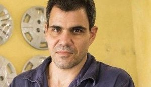 Magno deixa posto de gasolina e vira dono de oficina em 'Amor de Mãe'