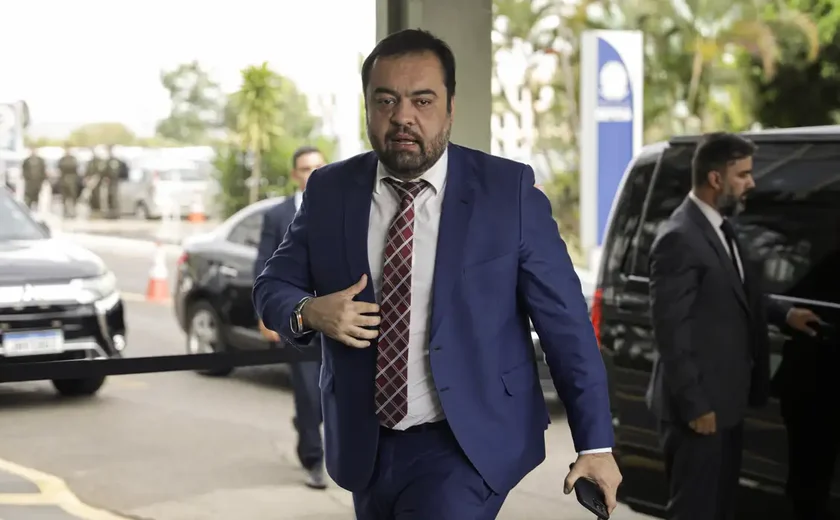 TSE inicia julgamento que pode cassar governador do Rio de Janeiro