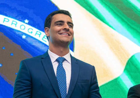 Paraná Pesquisas aponta JHC com folga em todos os cenários eleitorais em Maceió para 2024