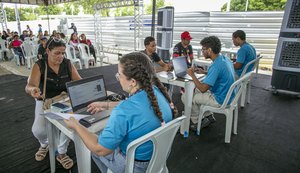 11º Emprega Maceió atrai público no Benedito Bentes com 100 fichas diárias