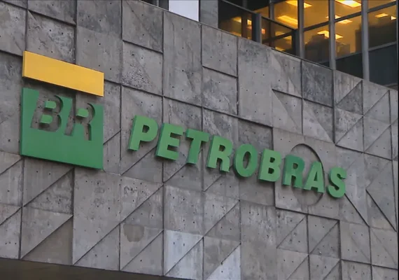 Petrobras reduz preço da gasolina para as distribuidoras