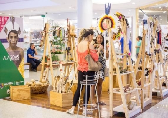 Dia do Índio é comemorado com exposição de artesanato indígena no Parque Shopping