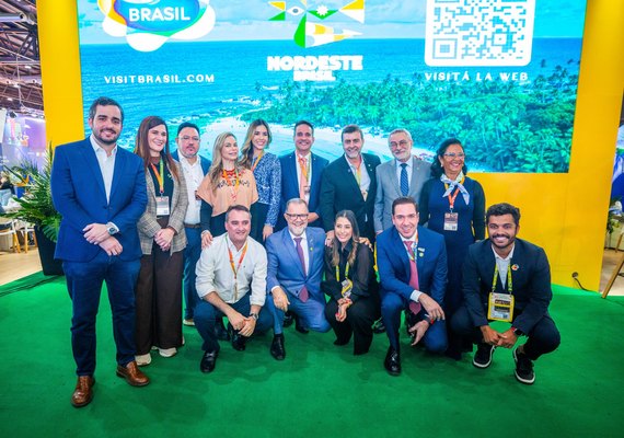 Governador de Alagoas lança Marca Nordeste na Feira Internacional de Turismo
