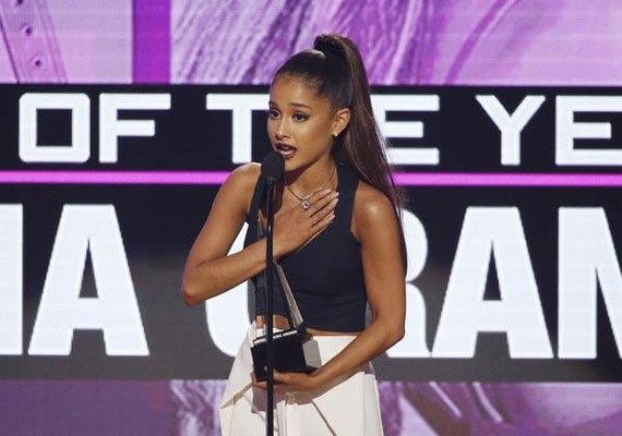 Ariana Grande ganha American Music Awards e Green Day critica Donald Trump