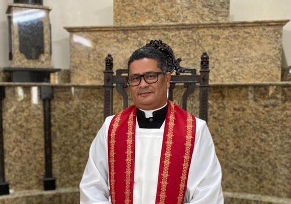 Pe. Alex Sandro Rufino da Silva lança 'São Luís do Quitunde: Episódios e Personalidades'