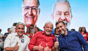 Em Nova Iguaçu, Lula defende direitos para trabalhadores de aplicativos