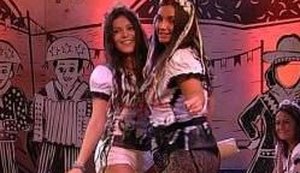 Público torce por romance entre Emily e Elettra no 'Big Brother Brasil 17'