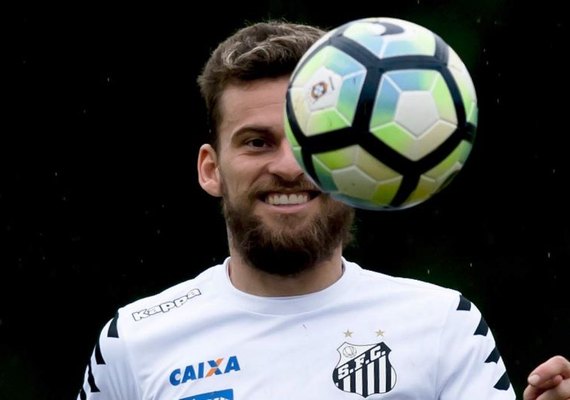 Santos deve acionar a Fifa e notificar Barcelona por assédio a Lucas Lima