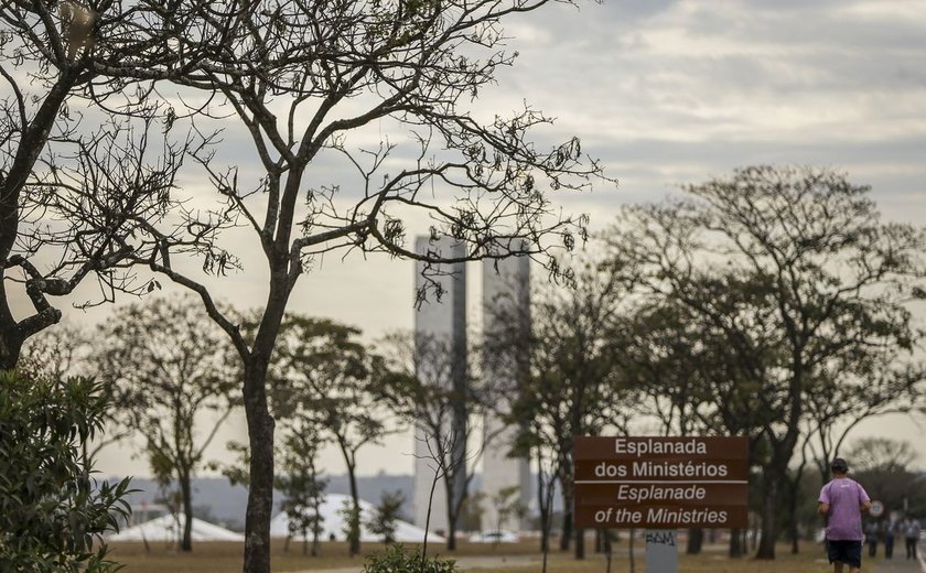 Defesa Civil decreta estado de emergência em Brasília devido à seca