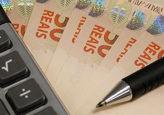 Homem é preso com notas de R$ 50, 00 falsificadas