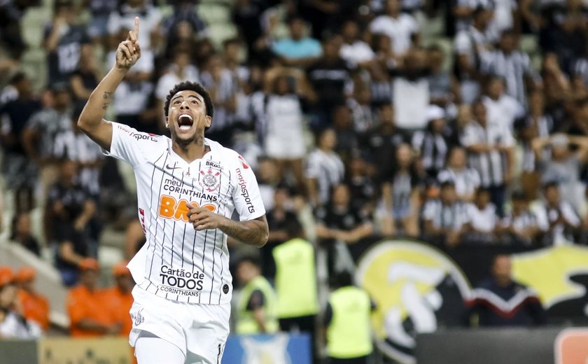 Corinthians vence Ceará no Castelão e se garante na pré-Libertadores