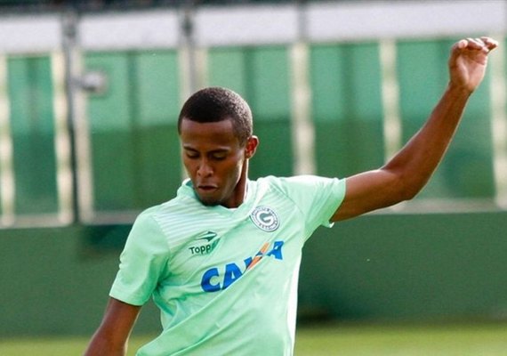 Jovem atacante do Goiás entra na mira do Flamengo para 2018