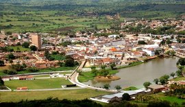 Adolescente é atingida por tiro durante assalto em Palmeira dos Índios