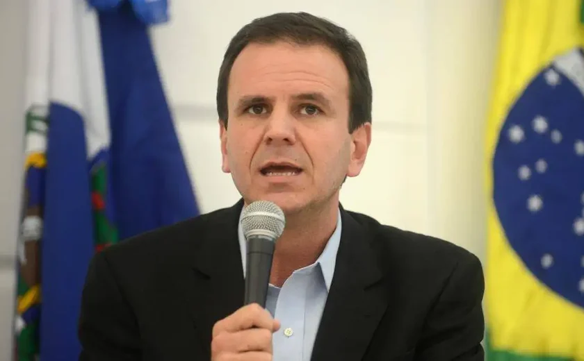 Eduardo Paes desiste de candidatura no Rio, após Cristiano Zanin negar recurso ao STF