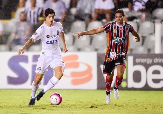 Santos elimina Botafogo nos pênaltis e avança à semifinal