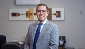 Fabrício Leão Souto é reeleito e reconduzido ao cargo de defensor público-geral de Alagoas