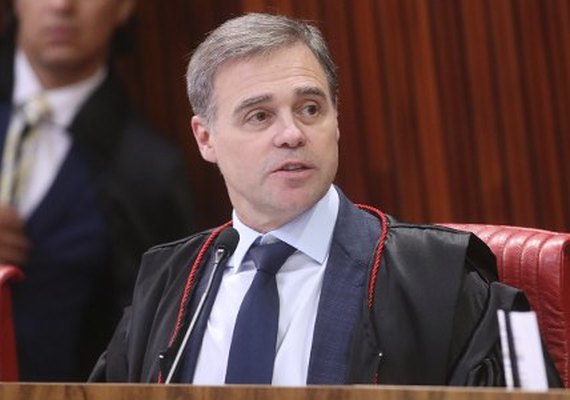 TSE mantém multa a prefeita e vice eleitos de Pilar por propaganda eleitoral irregular