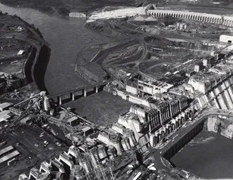 Como a ditadura militar criou um império do ensino privado