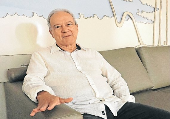 Economista Cícero Péricles lança novo livro sobre Alagoas