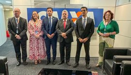 Prefeito JHC quer avaliação da Caixa Econômica sobre déficit habitacional