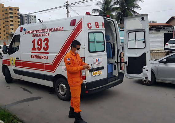 Corpo de Bombeiros socorre homem vítima de choque elétrico em Mangabeiras