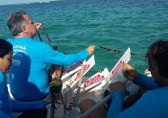 IMA constata que sinalizações das piscinas naturais de Maceió foram depredadas