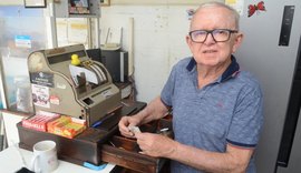 Comerciantes tradicionais do bairro Jaraguá apostam no São João Massayó e estendem funcionamento