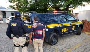 PRF flagra 26 condutores embriagados e prende seis durante fim de semana em Alagoas