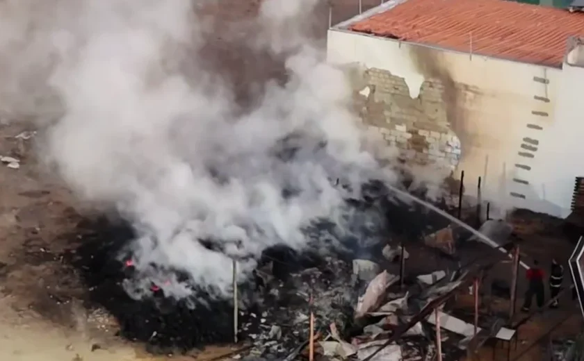 Dois homens são presos suspeitos de incêndio criminoso em estabelecimento às margens da AL-220