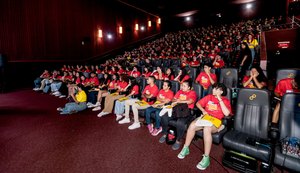 Centenas de estudantes participam do primeiro dia do Educar é Massa