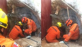 Homem de 40 anos tem fratura na perna esquerda após ser soterrado em obra de fossa