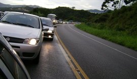 Câmara aprova anistia a motoristas que dirigiram com faróis apagados