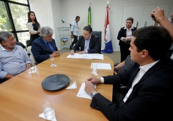 Governo autoriza obras de renovação da rede da Casal e anuncia investimentos