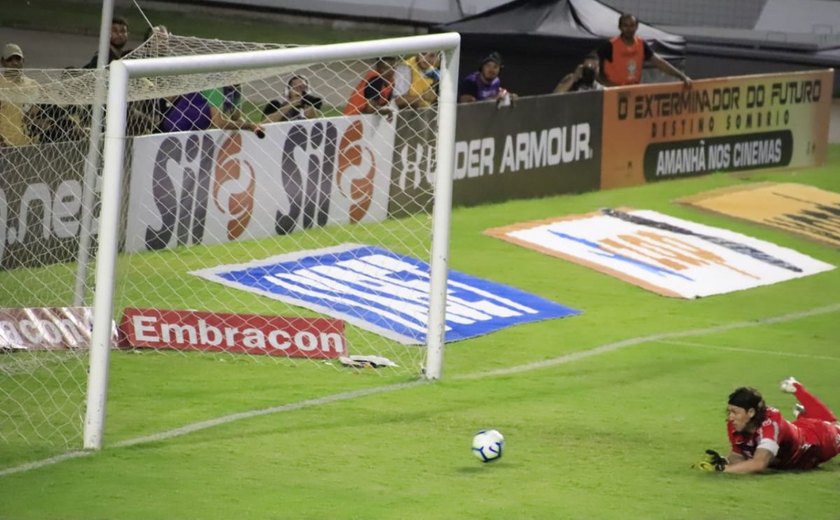 CSA vence Corinthians no Rei Pelé e fica a um ponto de sair da zona do rebaixamento