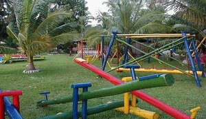 Lei que define normas para segurança em parques infantis