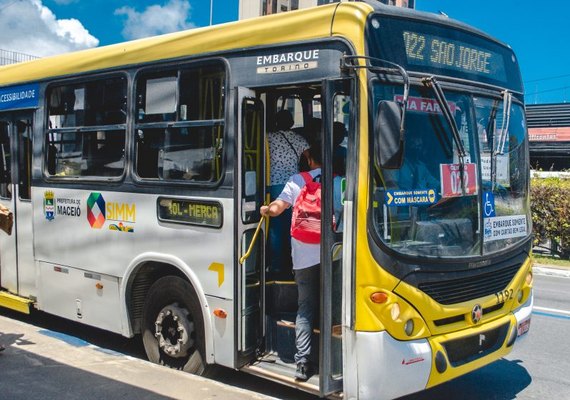 Empresas se reúnem com sindicato dos rodoviários e avançam nas negociações