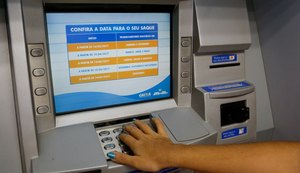 36% dos brasileiros sacaram FGTS para pagar dívidas, aponta SPC