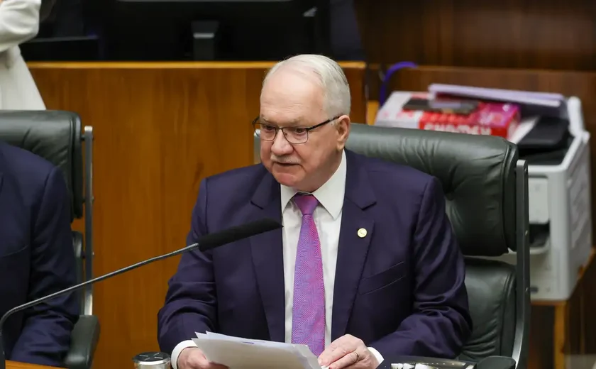 Edson Fachin pede indicação de nomes para comissão sobre penduricalhos