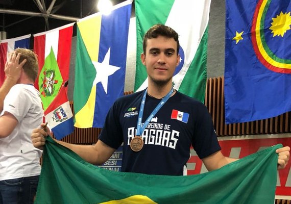 Aluno do Senai Alagoas é um dos melhores do país em Gestão de Sistema de Redes