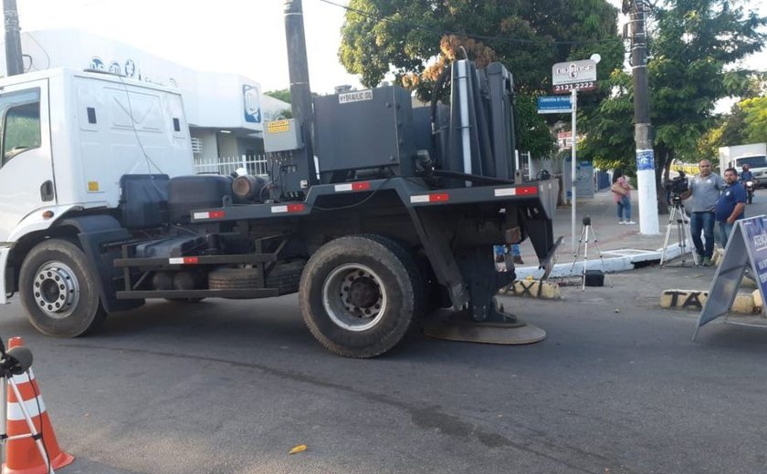 Análises técnicas prosseguem em ruas do bairro do Pinheiro e entorno