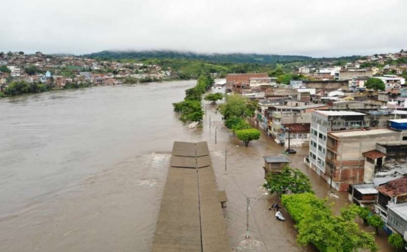 Mais de 430 mil pessoas são afetadas pela chuva na Bahia