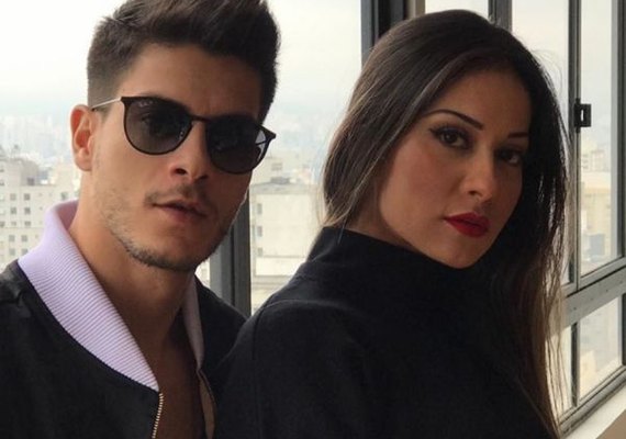 Maíra Cardi anuncia possível término com Arthur Aguiar: 'Fim da nossa caminhada'