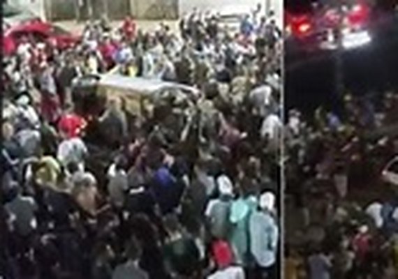 Motorista embriagado atropela pelo menos 30 pessoas em festa de Carnaval