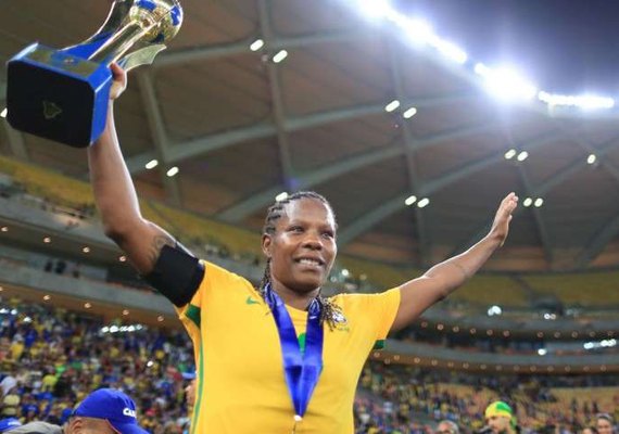 Pia convoca Formiga para despedida da seleção em Torneio Internacional