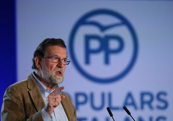 Primeiro-ministro espanhol descarta eleições nacionais após vitória de independentistas